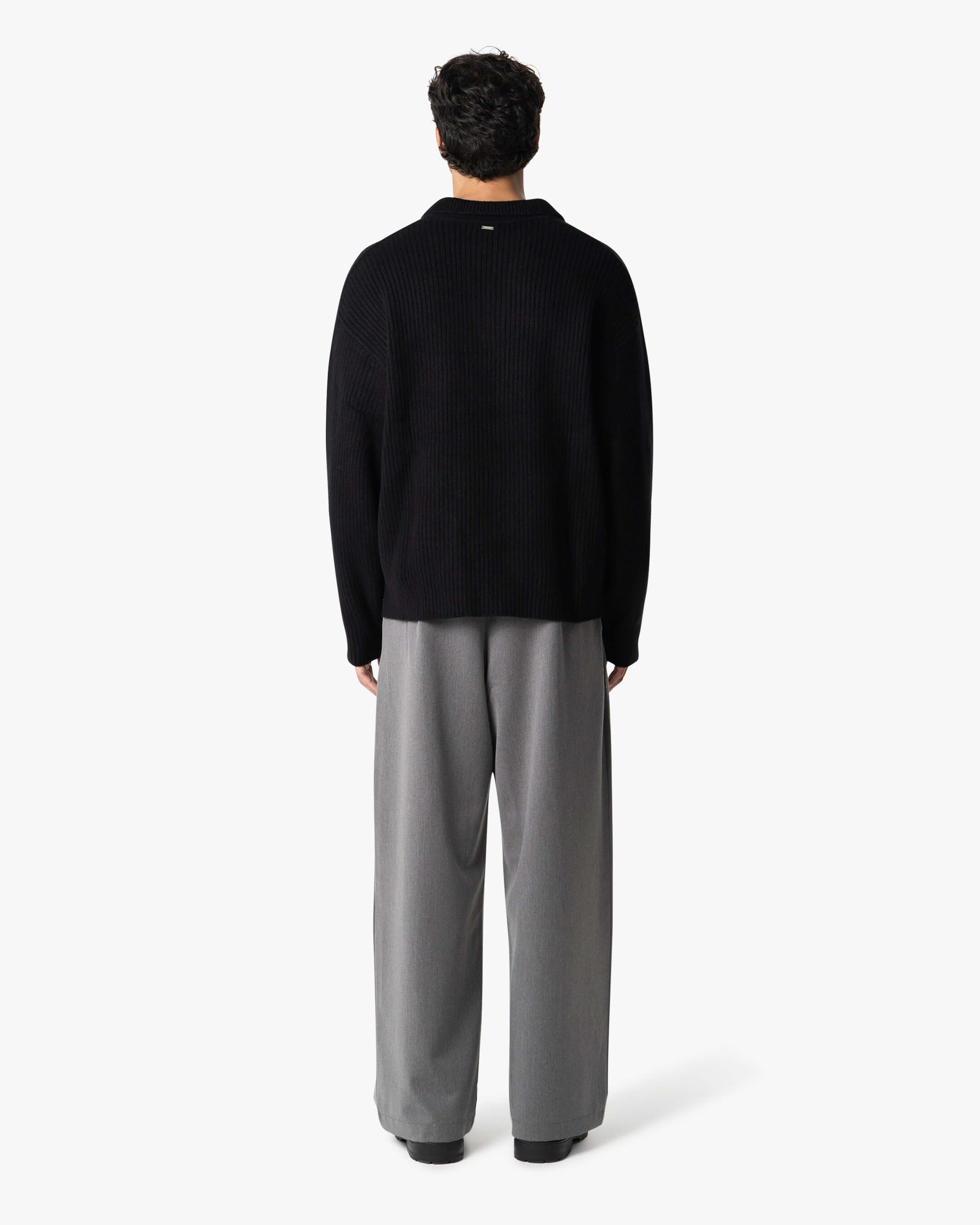 Ravello Oversized Cotton V-Neck Sweater | Black