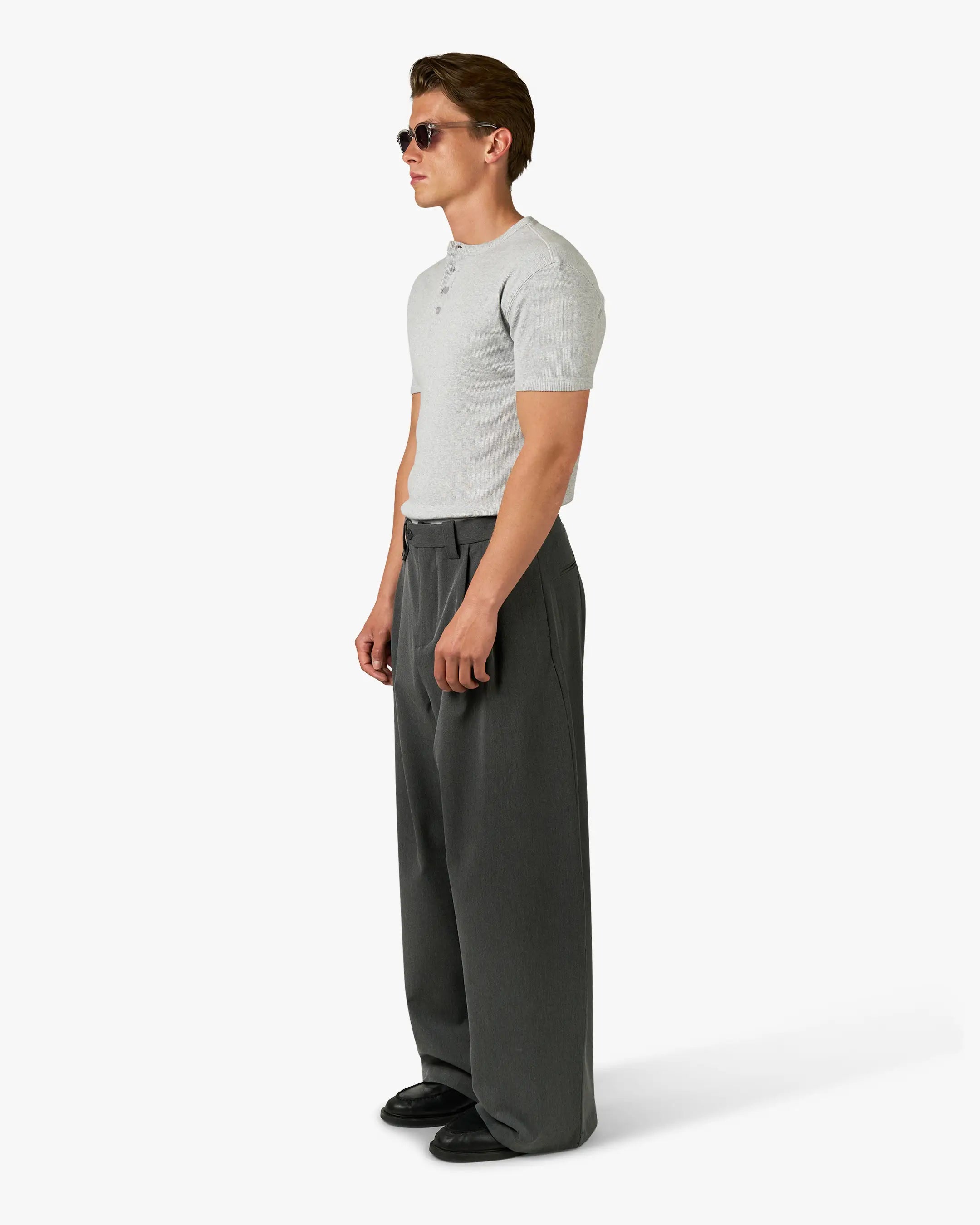 Pantalon ample à plis Ambra